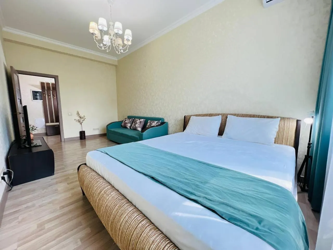 Gagarin Park Apartment Almaty